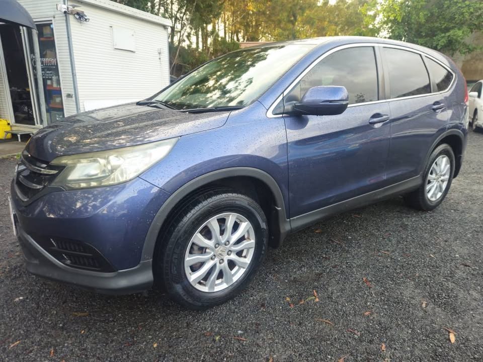 2013 CRV - We finance new arrivals.jpg